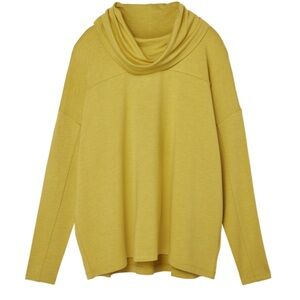 Cabi ease turtleneck Women's Mustard Sweater